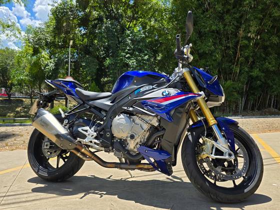 BMW S 1000 R BMW S 1000 R